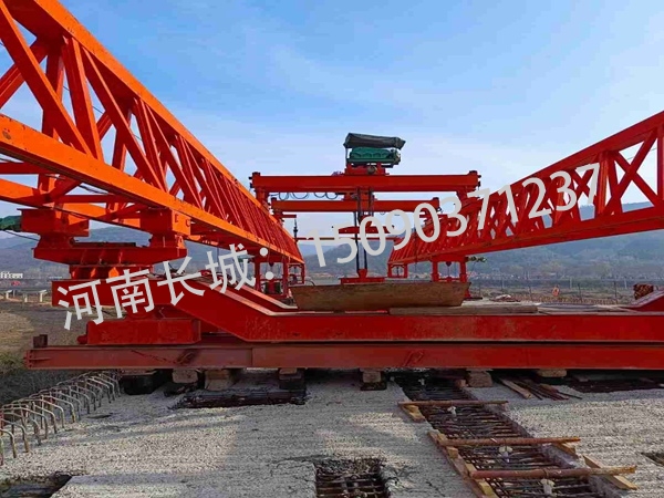 220噸架橋機 220噸架橋機