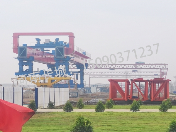 泰國(guó)32-900噸節(jié)段拼架橋機(jī)