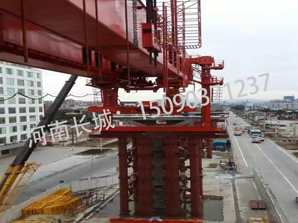 深圳32-900噸節段拼架橋機 深圳32-900噸節段拼架橋機