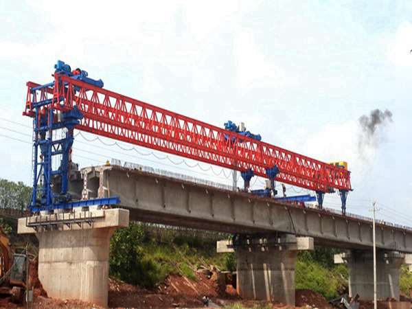 800T架橋機
